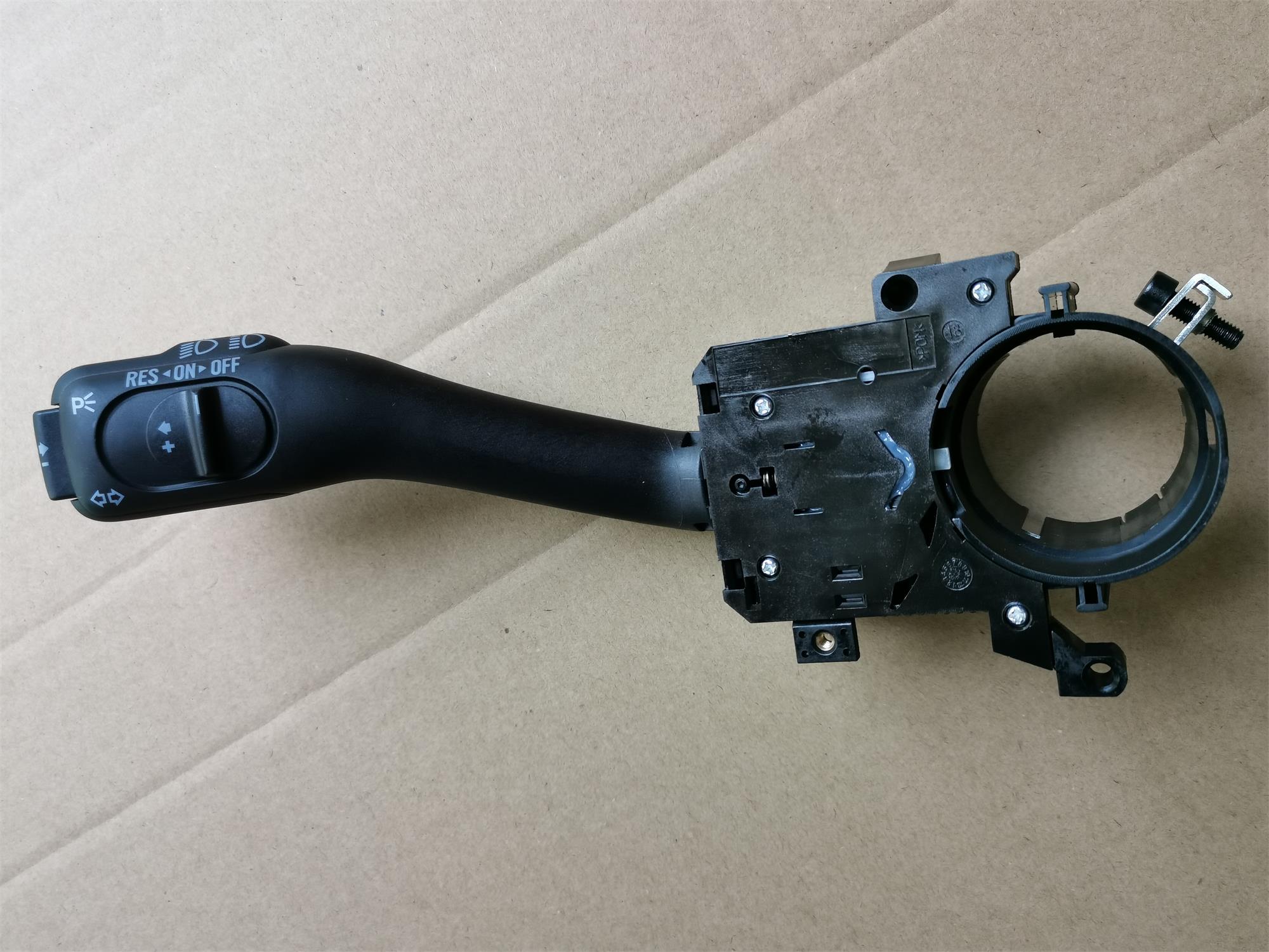 PartzBiz CE: SL8L0953513J-Steering Column Switch SL8L0953513J PartzBiz CE: SL8L0953513J-Steering Column Switch SL8L0953513J